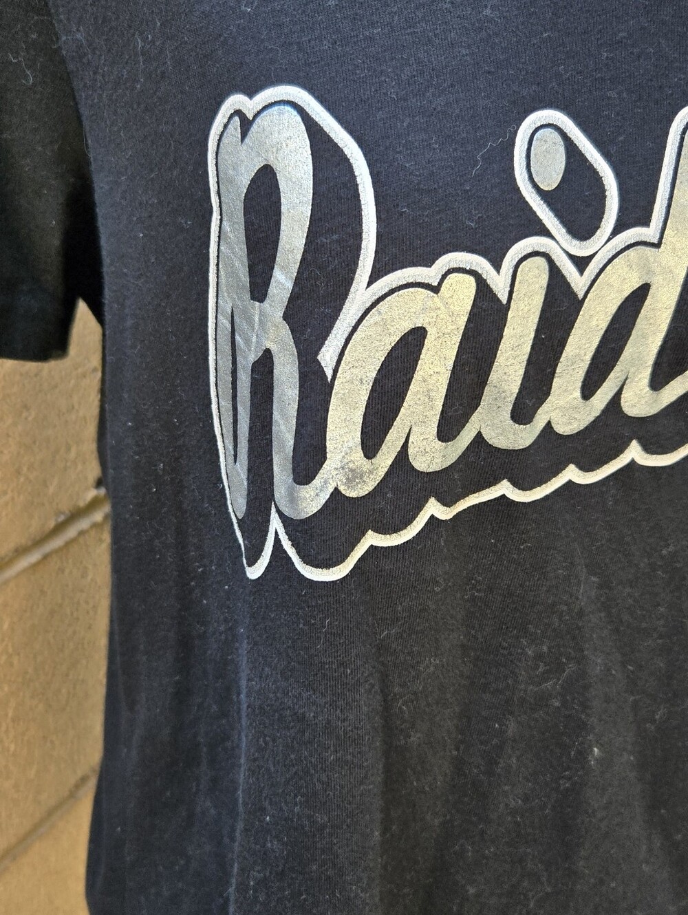 NFL Raiders Black and Silver V-Neck Tee - Picture 2 of 9